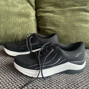 Dansko Pace shoe size 39